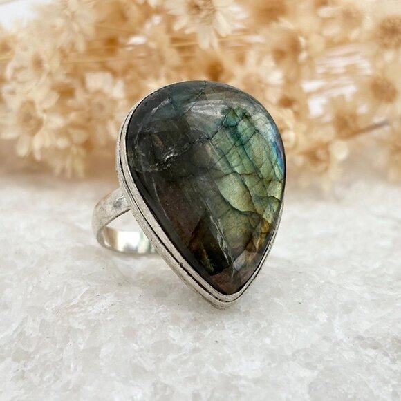 Jewelry - Teardrop Shaped Labradorite Vintage Sterling Silver Cabochon Ring - sz 12